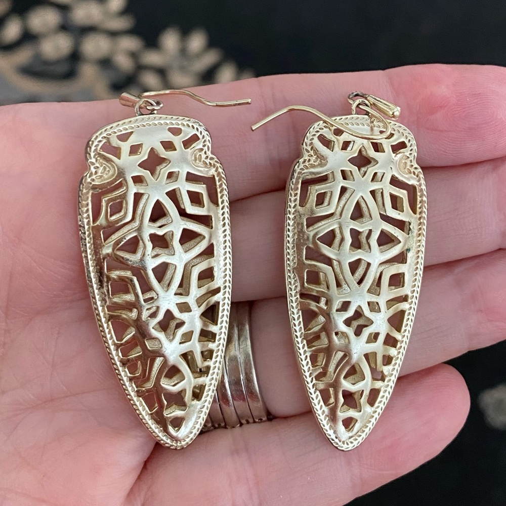 Kendra Scott Sadie Gold Filagree Statement Earring